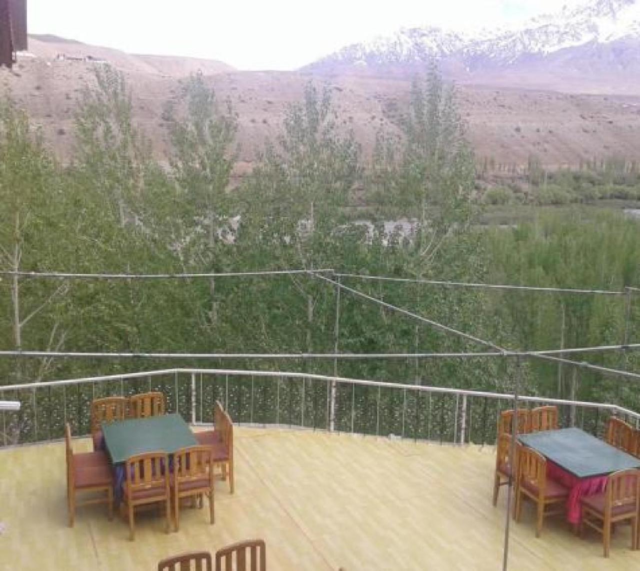 Hotel Suru View Kargil Exterior foto